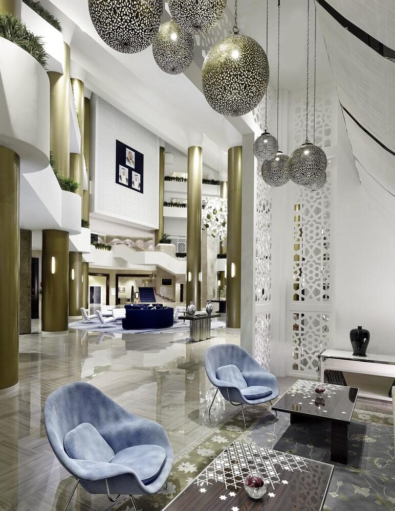 Le Meridien Khobar Extérieur photo The lobby of the hotel