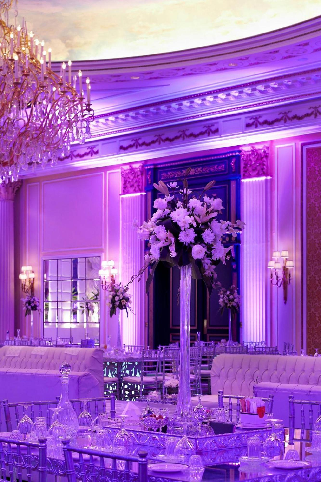 Le Meridien Khobar Extérieur photo The ballroom at the Waldorf Astoria New York